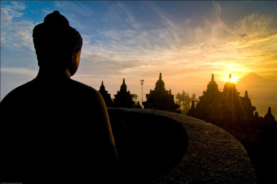 Tips for Photographing Borobudur Sunrise