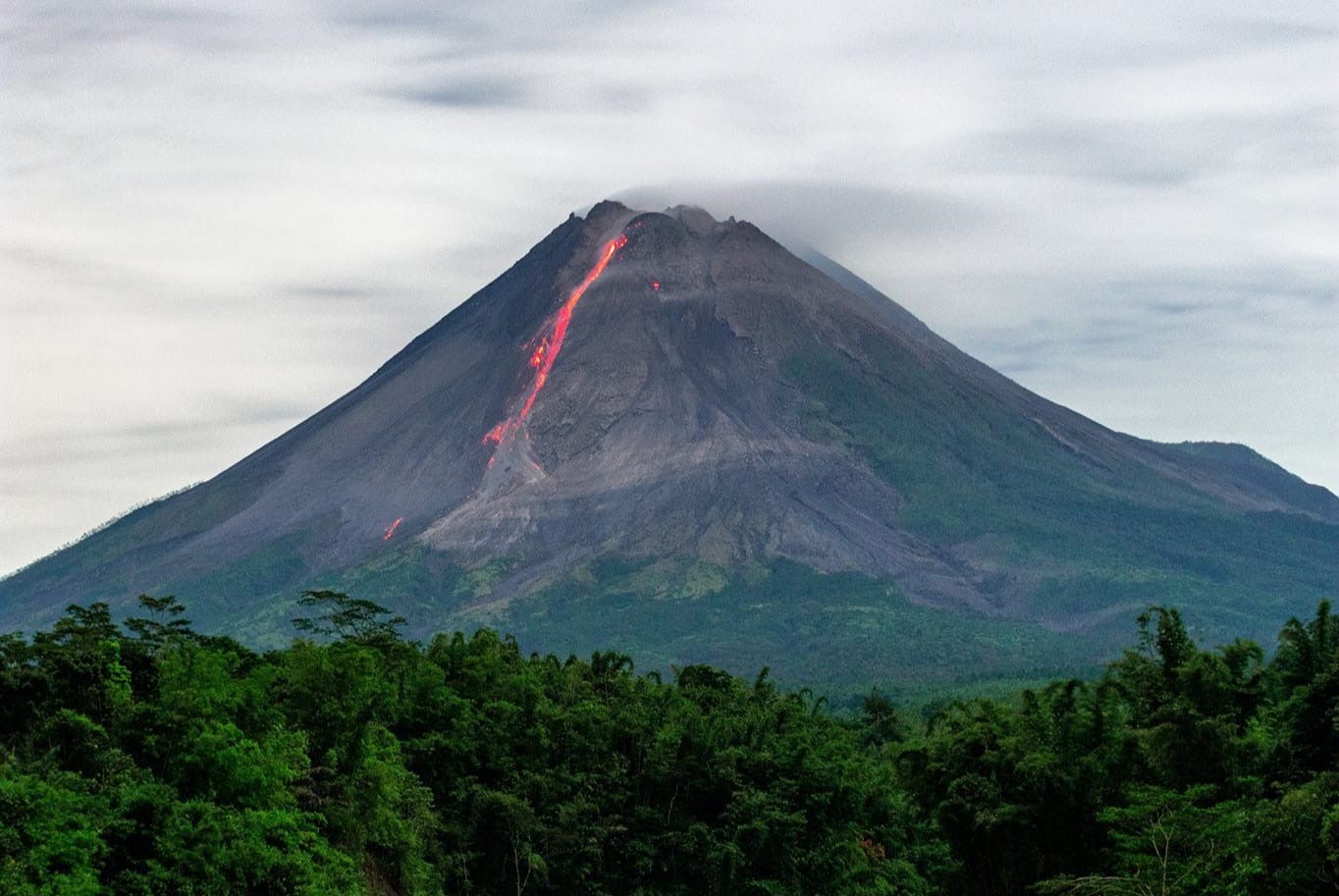 Merapi Lava Viewing from Arumsari Village